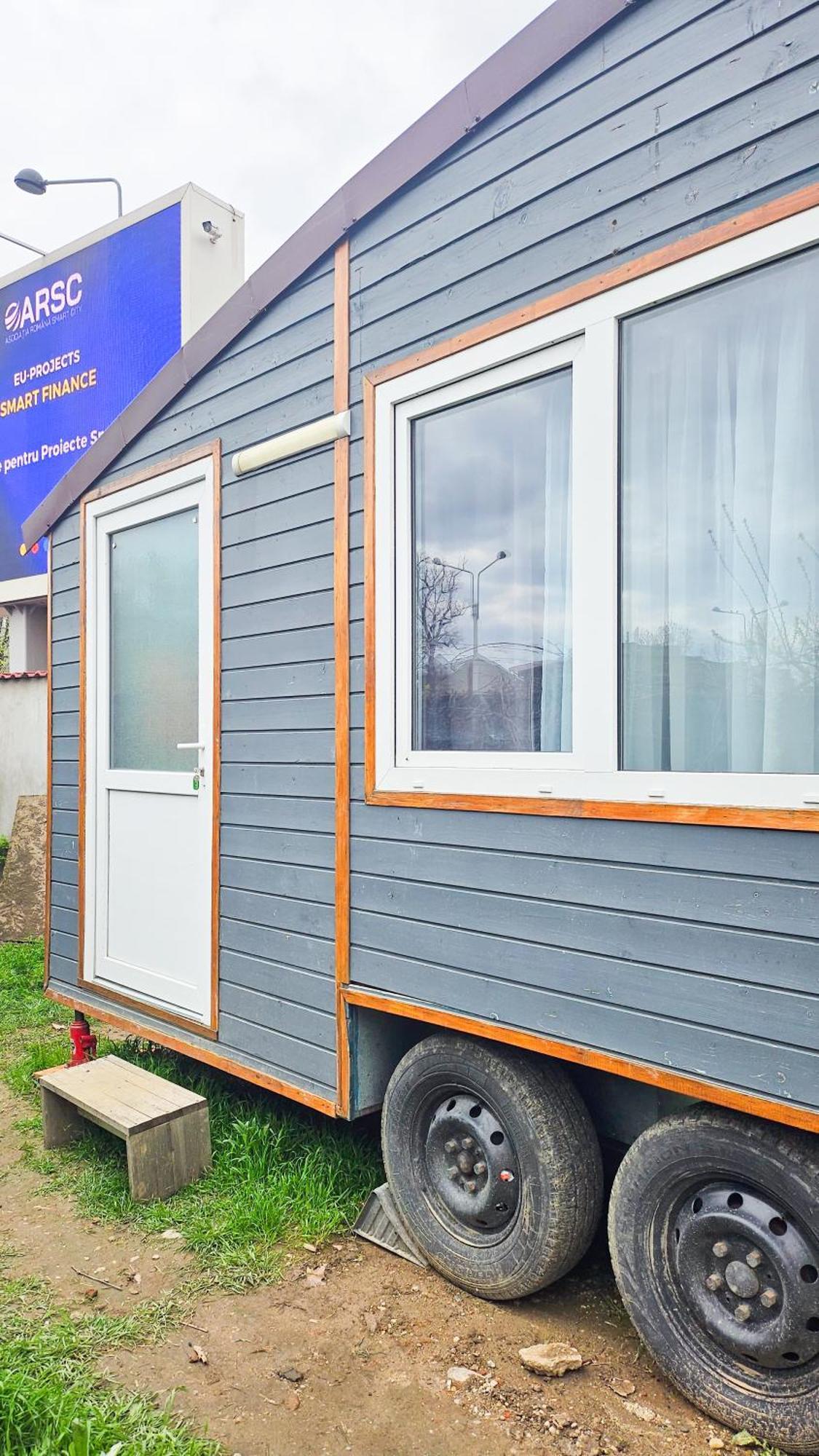 Downtown Tiny Houses Near Cismigiu Gardens ブカレスト エクステリア 写真