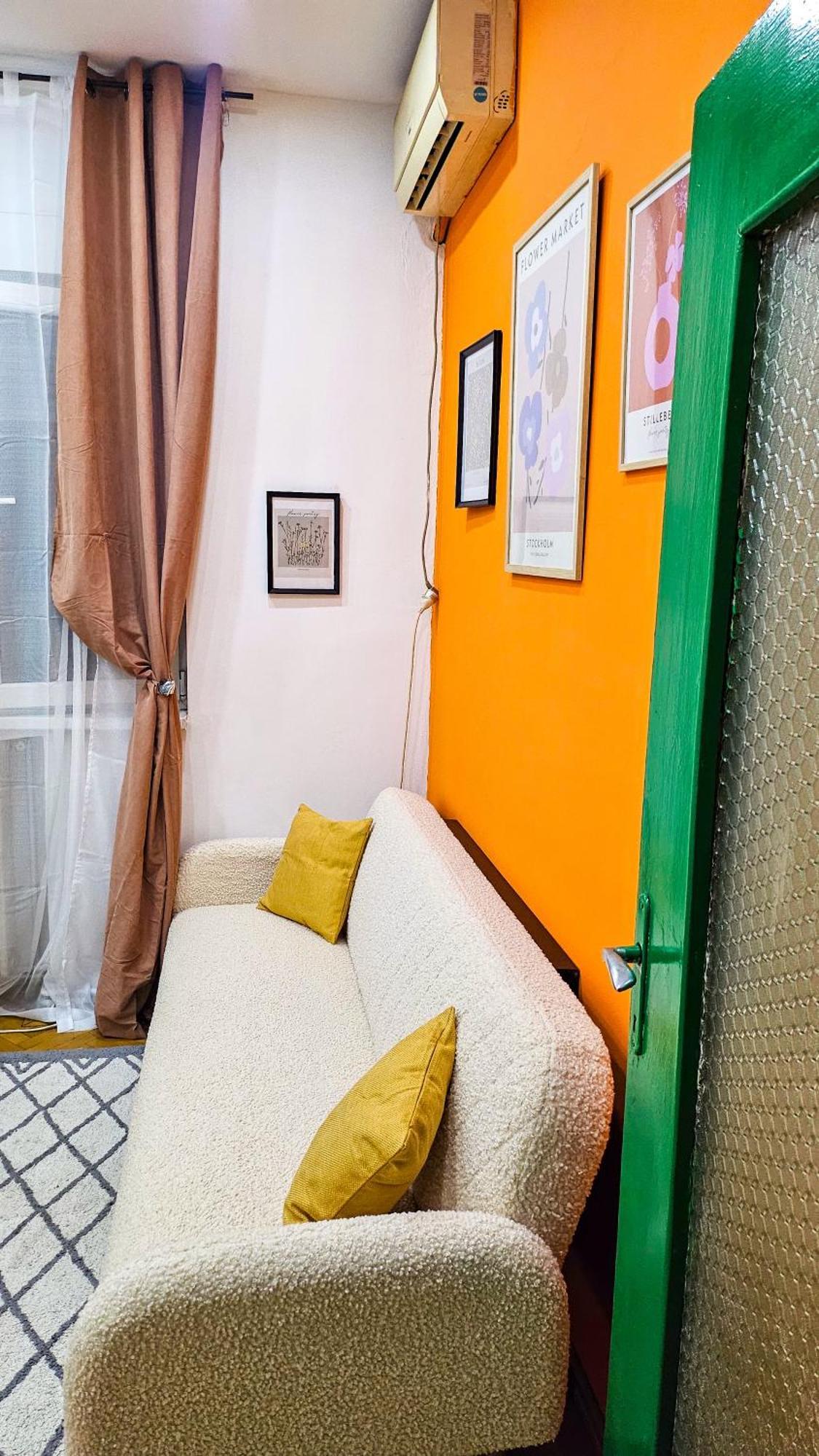 Downtown Tiny Houses Near Cismigiu Gardens ブカレスト エクステリア 写真